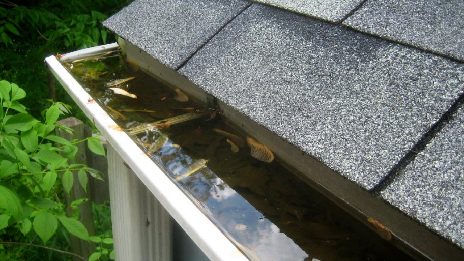 Backed-up gutter